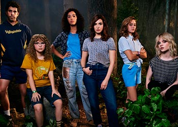 Промо-фото и постеры из сериала Шершни